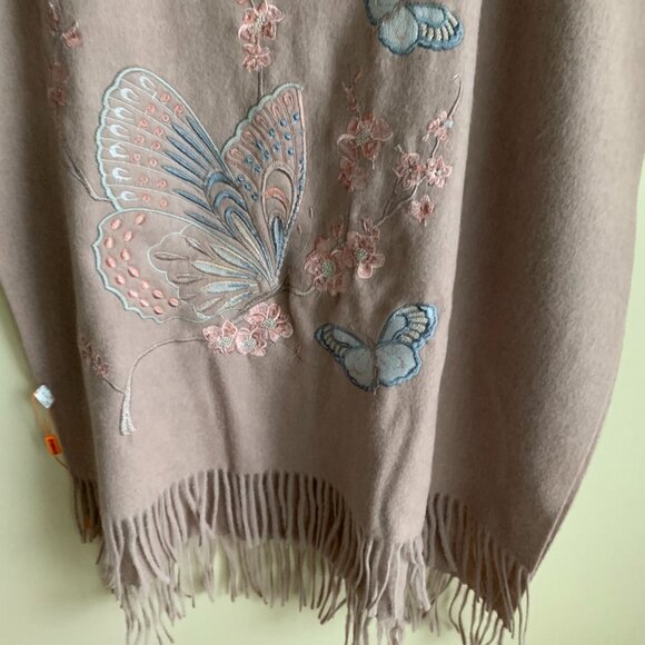 Scarf - Picture 2 of 2